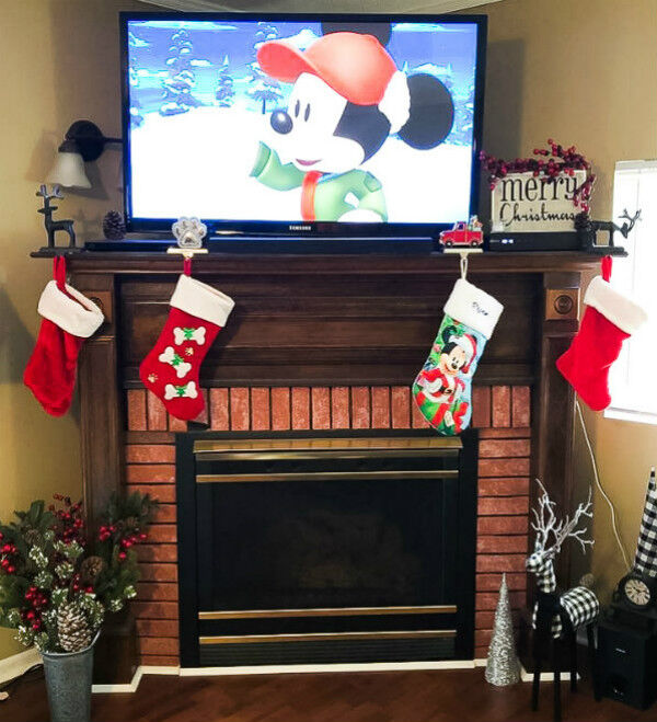Mickey Mouse Mantel