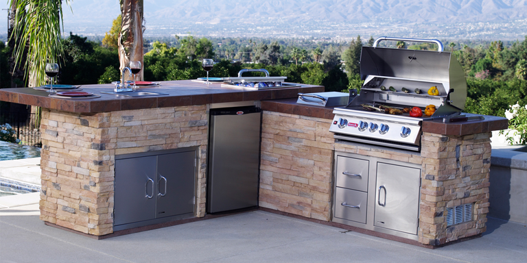 The Gourmet-Q Grill Island by Bull Products