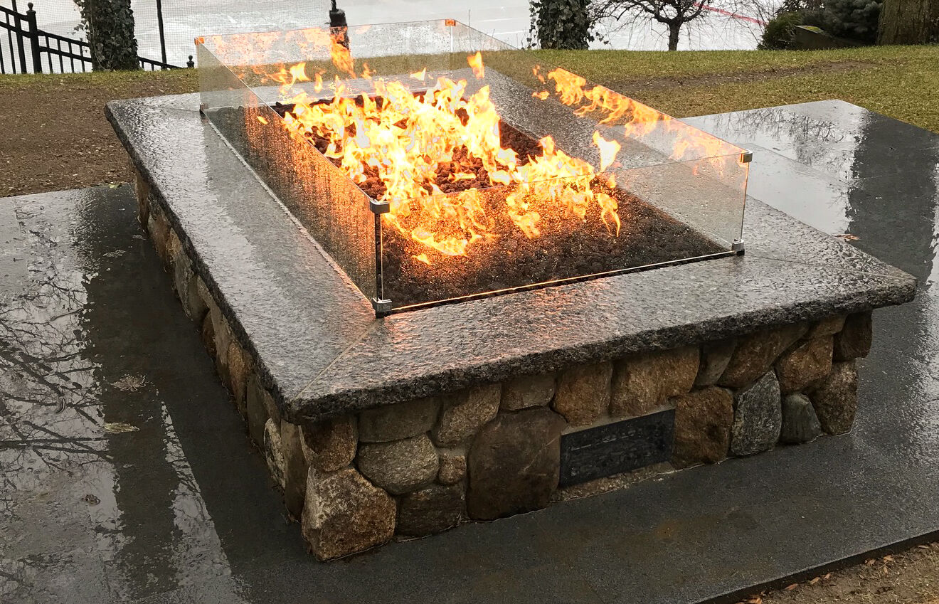 How To Build A Gas Fire Pit, How To Fill Fire Pit With Glass