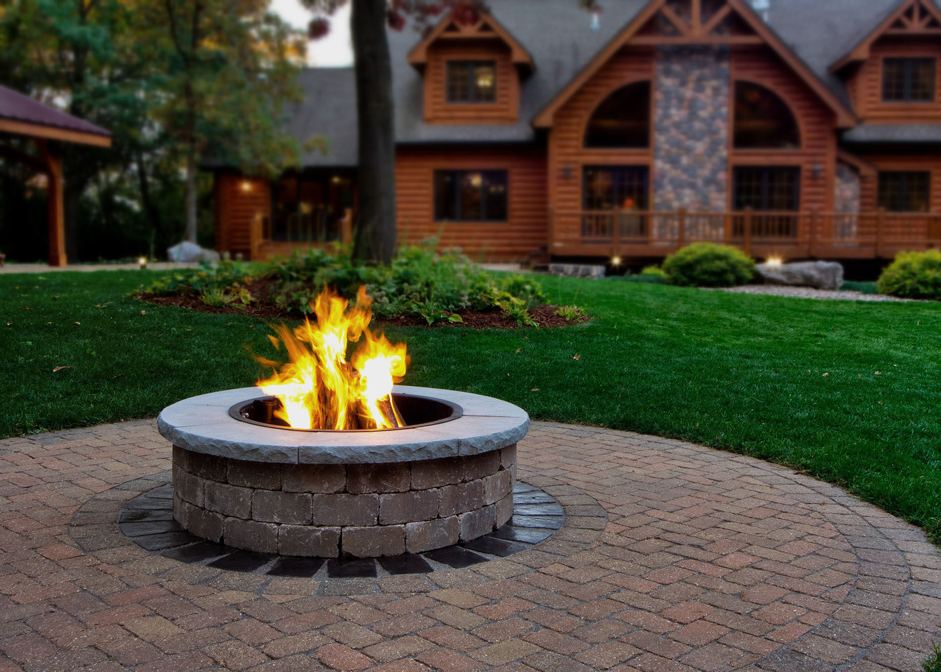 12 Best Outdoor Fire Pit Ideas - DIY Backyard Fire Pit Ideas