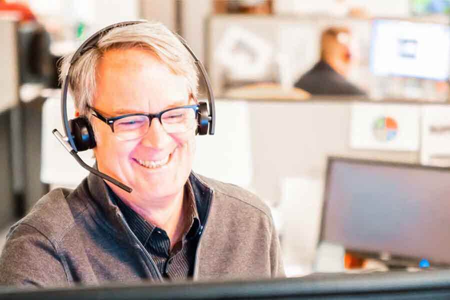 An NFI Certified Master Hearth Professional at Woodland Direct