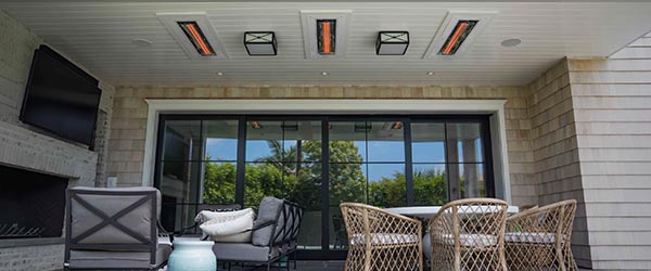 Outdoor patio heaters from Woodland Direct.