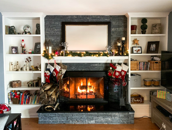 Reindeer Christmas Mantel
